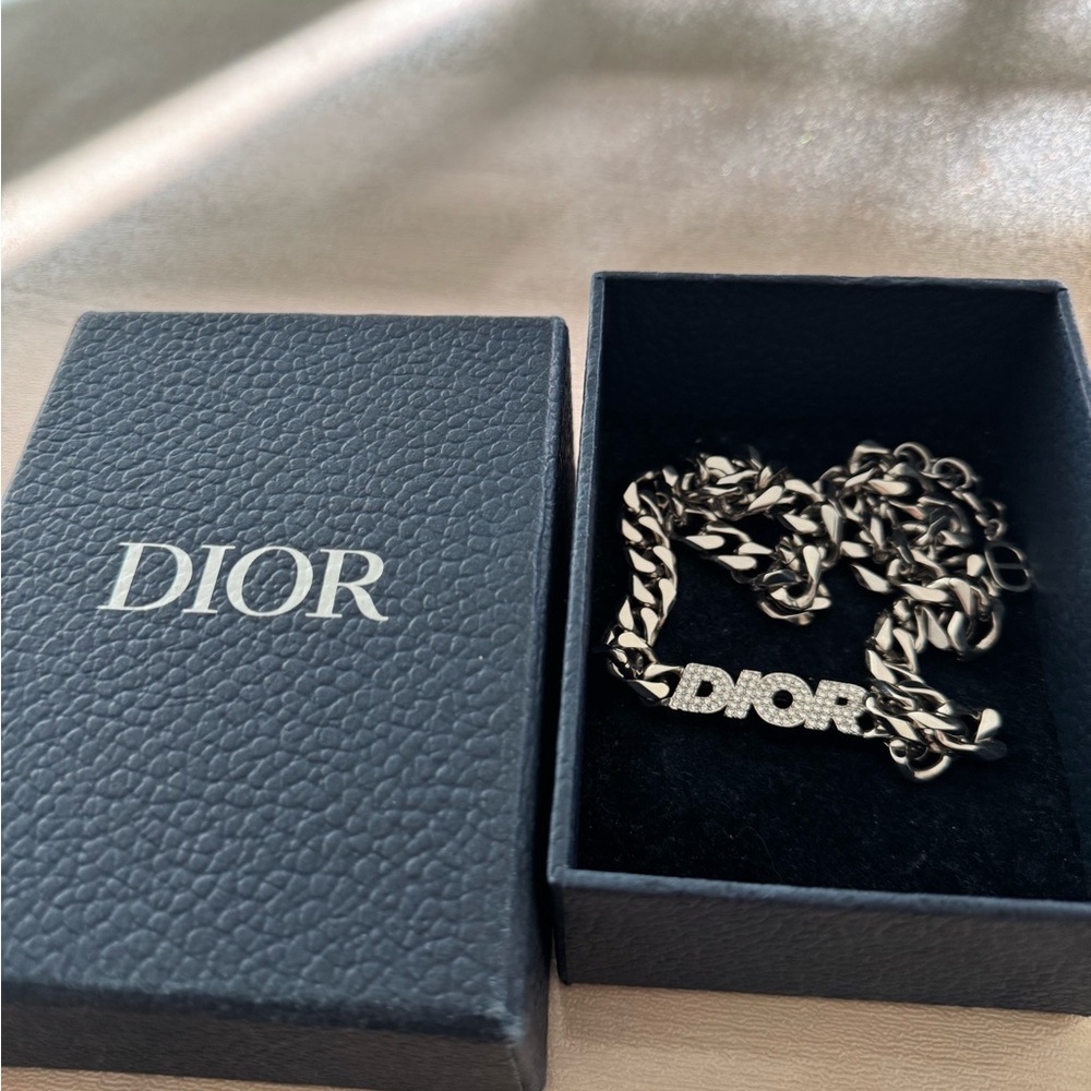 Dior Silver Chain necklace with crystal